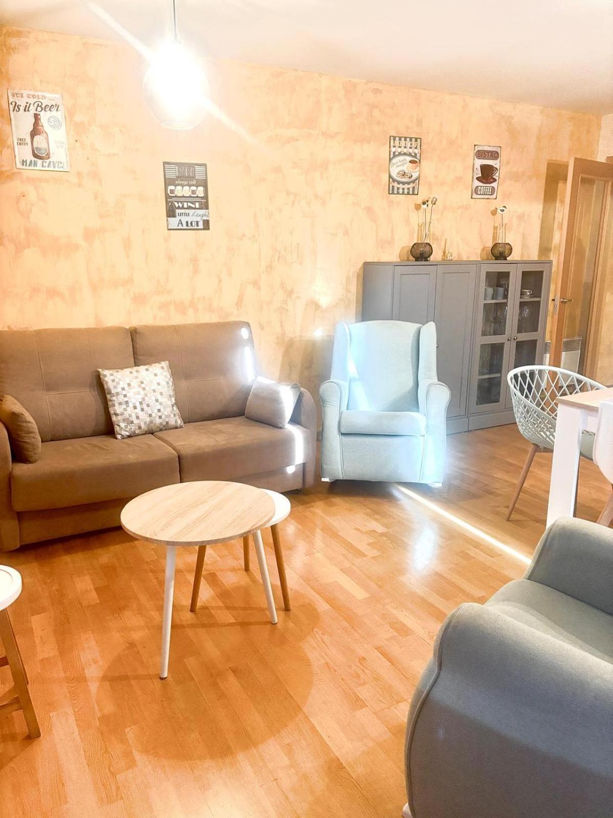 Apartamento L Aüt Pla de l'Ermita Esterno foto